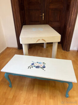 Renovovaný drevený konferenčný stolík