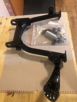 Predám stredový stojan na Triumph Bonneville T100 - 1