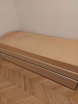 Predám rozťahovaciu postel  alebo s úložným priesotor - 1