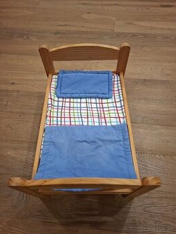 Drevena postielka pre babiku IKEA