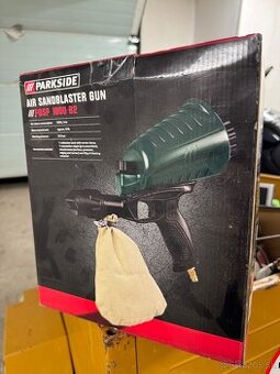 Pieskovacia pištol Parkside PDSP 1000 B2