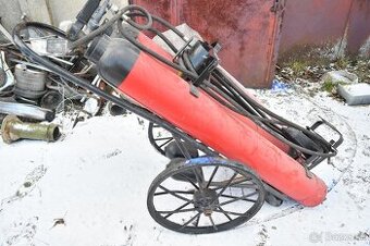 Predam hasiaci pristroj 2x30kg CO2