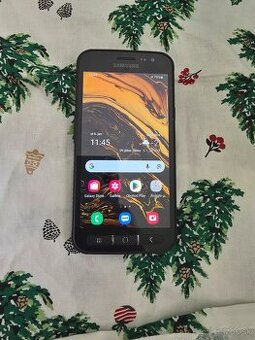Samsung Xcover 4s dual sim plne funkčný má výrazné známky po