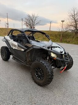 Can Am Maverick Turbo  DS