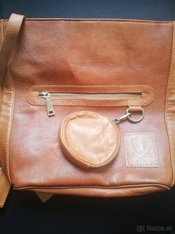 Dámska kožená kabelka