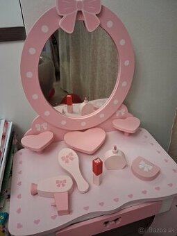 Detský kozmetický stolík so zrkadlom , stoličkou – ružový