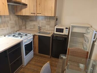 Prenájom 2i bytu, obec Sliač.