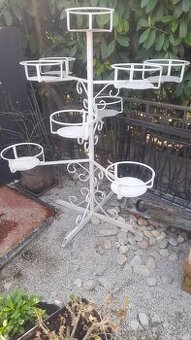Velikánsky kovaný stojan na kvety-80eur, kovaný lampáš 80eur