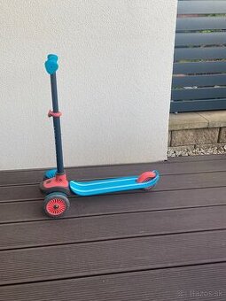 Kolobežka Scotti 3-kolesová svietiaca LED