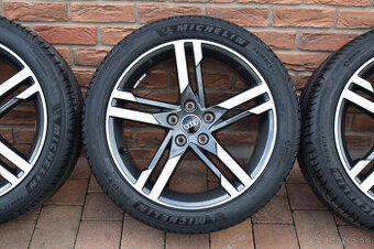 5x112 R18 Letná sada Audi A4 B9 sline + 245/40 R18 Michelin