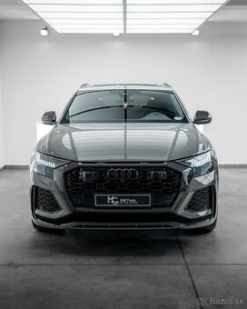 RSQ8 4.0 TFSI Full Carbon, Masáž, Soft-close, Pano, R23, DPH