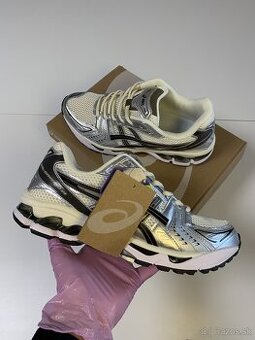 Asics Gel-Kayano 14