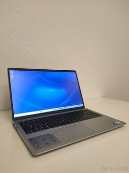 Dell Inspiron 15 3520 | i5 • 16GB • 1TB SSD