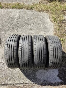 205/60R16 92V Kumho letná