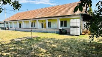 Vidiecky dom s gánkom a veľkým 14,4 á pozemkom – Branč