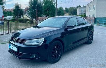 Volkswagen Jetta 1.6TDi CR 77Kw R.v.11/2013 M5 Trendline