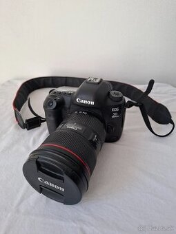 Canon EOS 5D Mark IV