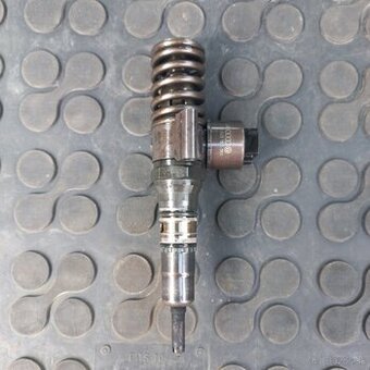 predam vstrekovac na VW -