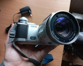 SONY DSC F717 Digitální fotoaparát