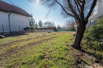 NA PREDAJ POZEMOK V MALEJ IDE - PÁNSKY LES - 1