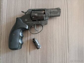 Predám plynový revolver