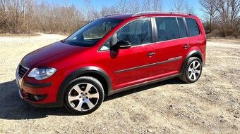 Volkswagen Touran Cross 2.0TDI
