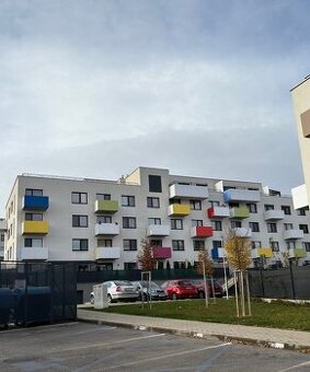 Prenájom dvojizbáku v novostavbe s parkovacím miestom