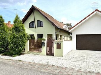 REZERVÁCIA Predaj rodinného domu, Dolný Bar, 5 izieb, pozem