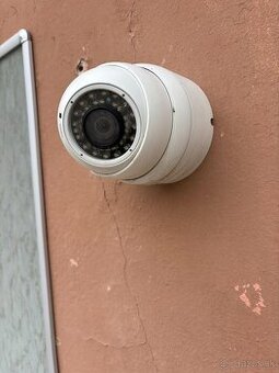 Bezpečnostná kamera dome – viac kusov