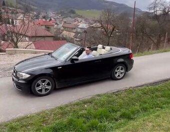 BMW 120i e88