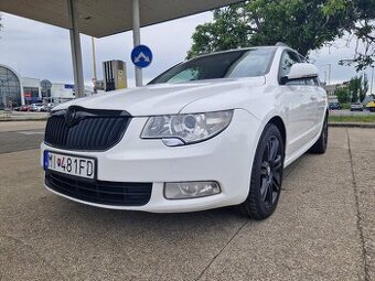 Škoda Superb Combi 2.0 TDI CR 140k Elegance DSG