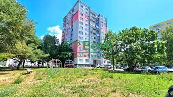 3-IZBOVÝ BYT S BALKÓNOM V CENTRE RIMAVSKEJ SOBOTY - NA PREDA