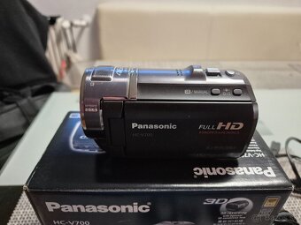 Predám FullHD videokameru Panasonic HC-V700