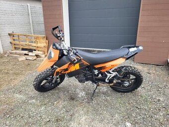 Ktm 690 smc 2010