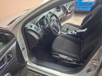 Opel insignia sports tourer 1.8 benzin Nová STK EK