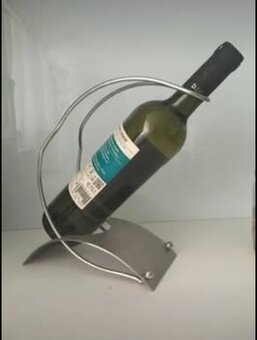 Stojan držiak na fľašu na víno