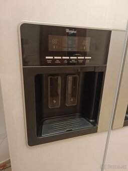 Americká chladnička s mrazničkou Whirlpool