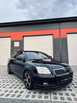 Toyota Avensis 2.2 D-CAT 130 kW – LED, Manual, Nová STK + EK