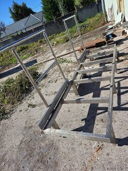 Nerezova konstrukcia