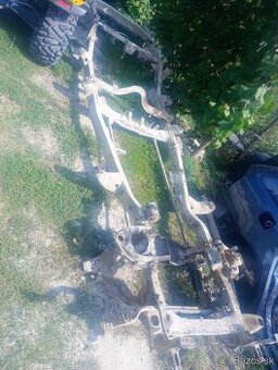 Šasy Mitsubishi L200