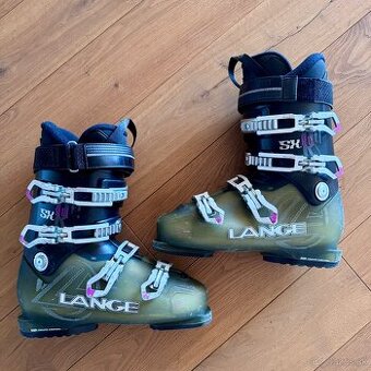 Lyžiarky LANGE 260, 306mm