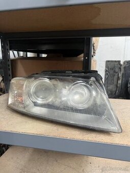 Predné práve xenónové svetlo Audi A8 D3