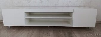 Komoda pod TV