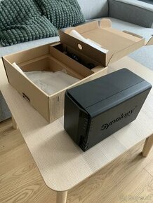 Synology DiskStation DS218 + 2x 1TB disk