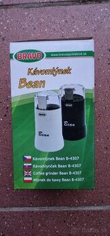Mlynček na kávu,papričky, orechy