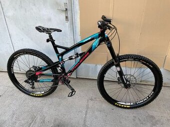 Predám enduro YT Wicked 650B - ročník pred Caprou