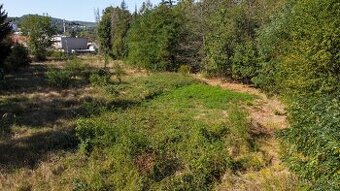 Zvolen - stavebný pozemok s projektom na rodinný dom, 804m2