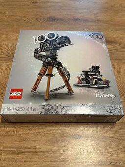 LEGO 100 Disney 43230 Kamera na počesť Walta Disneyho