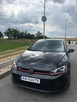 VW Golf 7 GTI Performance