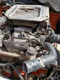 Motor Nissan Navara